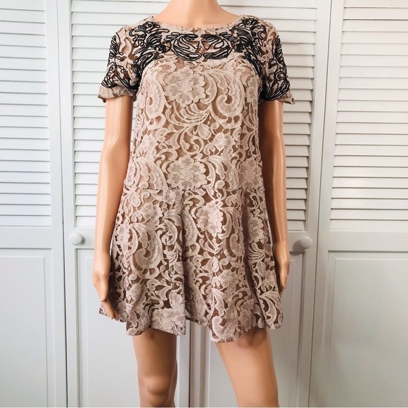FREE PEOPLE Pink Lace Dreamer Dress Size Extra Small - Picture 2 of 8